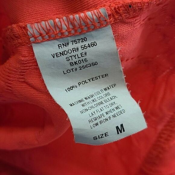 BKE Buckle Tank Top Activewear Women's Hot Pink Canada Size Medium - Picture 4 of 7